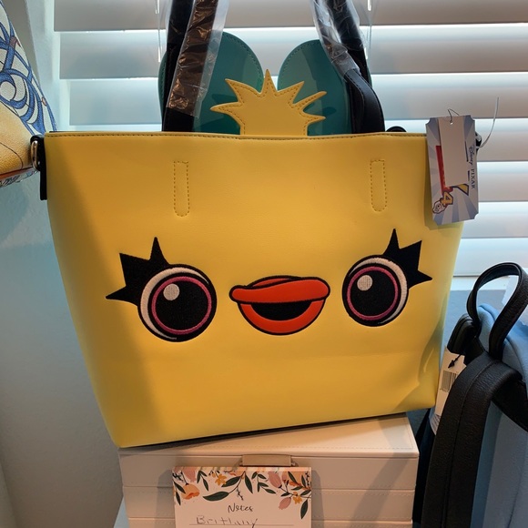 New with tags Ducky/Bunny tote and matching wallet - Picture 3 of 4